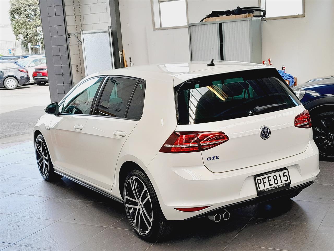 2016 Volkswagen Golf