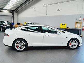 2016 Tesla Model S - Thumbnail