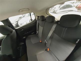 2018 Nissan Leaf - Thumbnail