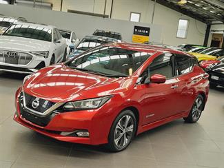 2018 Nissan Leaf - Thumbnail