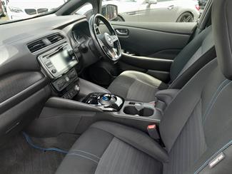 2018 Nissan Leaf - Thumbnail