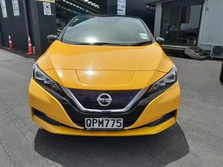 2018 Nissan Leaf - Thumbnail