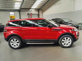 2016 Land Rover Range Rover Evoque - Thumbnail