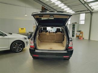 2010 Land Rover Range Rover Sport - Thumbnail
