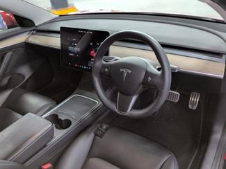 2021 Tesla Model 3 - Thumbnail