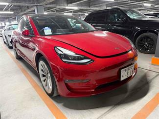 2021 Tesla Model 3 - Thumbnail