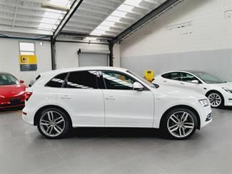 2014 Audi SQ5 - Thumbnail