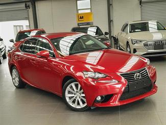 2016 Lexus IS 200t - Thumbnail