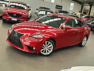 2016 Lexus IS 200t - Thumbnail