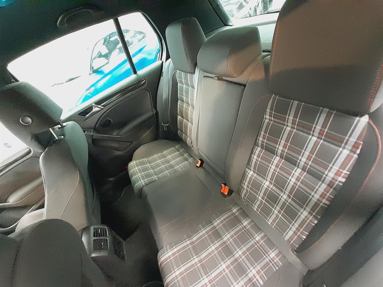 2011 Volkswagen Golf