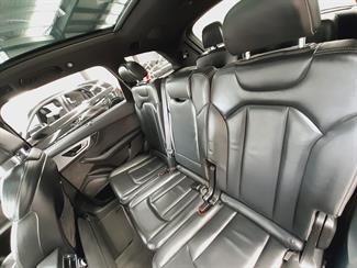 2017 Audi Q7 - Thumbnail