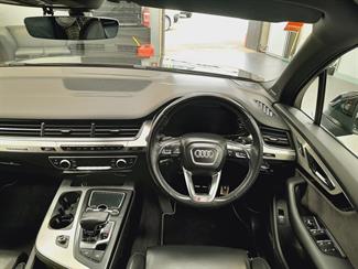 2017 Audi Q7 - Thumbnail