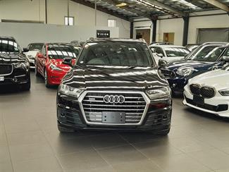 2017 Audi Q7 - Thumbnail