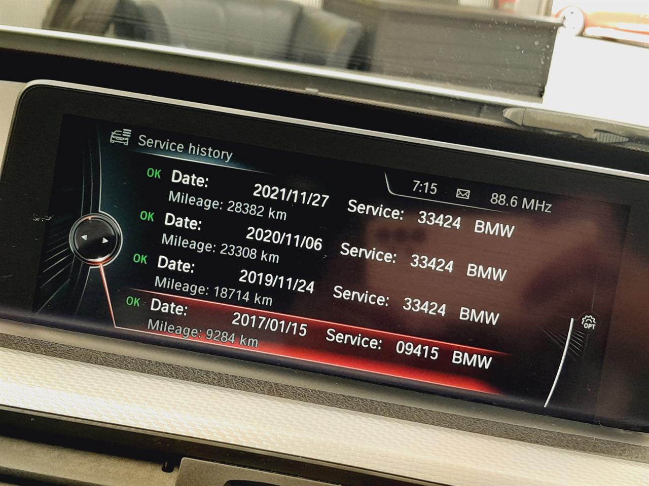 2016 BMW 320i