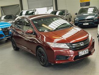 2015 Honda Grace - Thumbnail