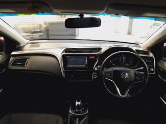 2015 Honda Grace - Thumbnail