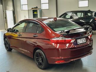 2015 Honda Grace - Thumbnail
