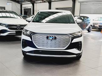 2023 Audi Q4 - Thumbnail
