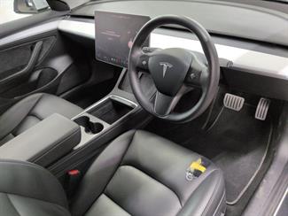 2021 Tesla Model 3 - Thumbnail