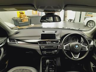 2016 BMW X1 - Thumbnail