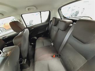 2012 Suzuki Swift - Thumbnail