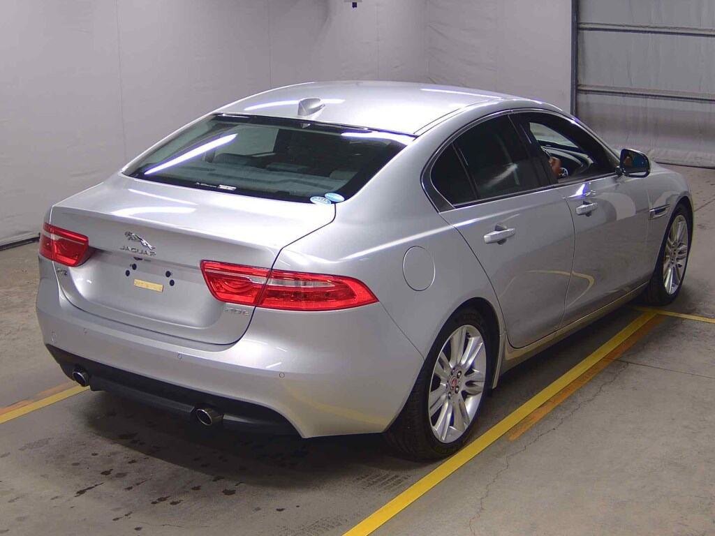 2018 Jaguar XE