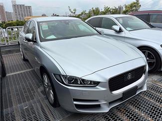 2018 Jaguar XE - Thumbnail