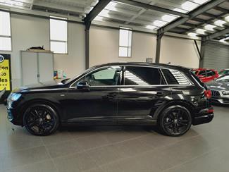 2016 Audi Q7 - Thumbnail