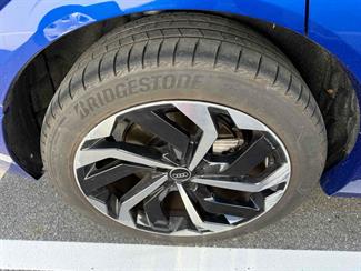 2024 Audi Q8 - Thumbnail