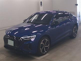 2024 Audi Q8 - Thumbnail
