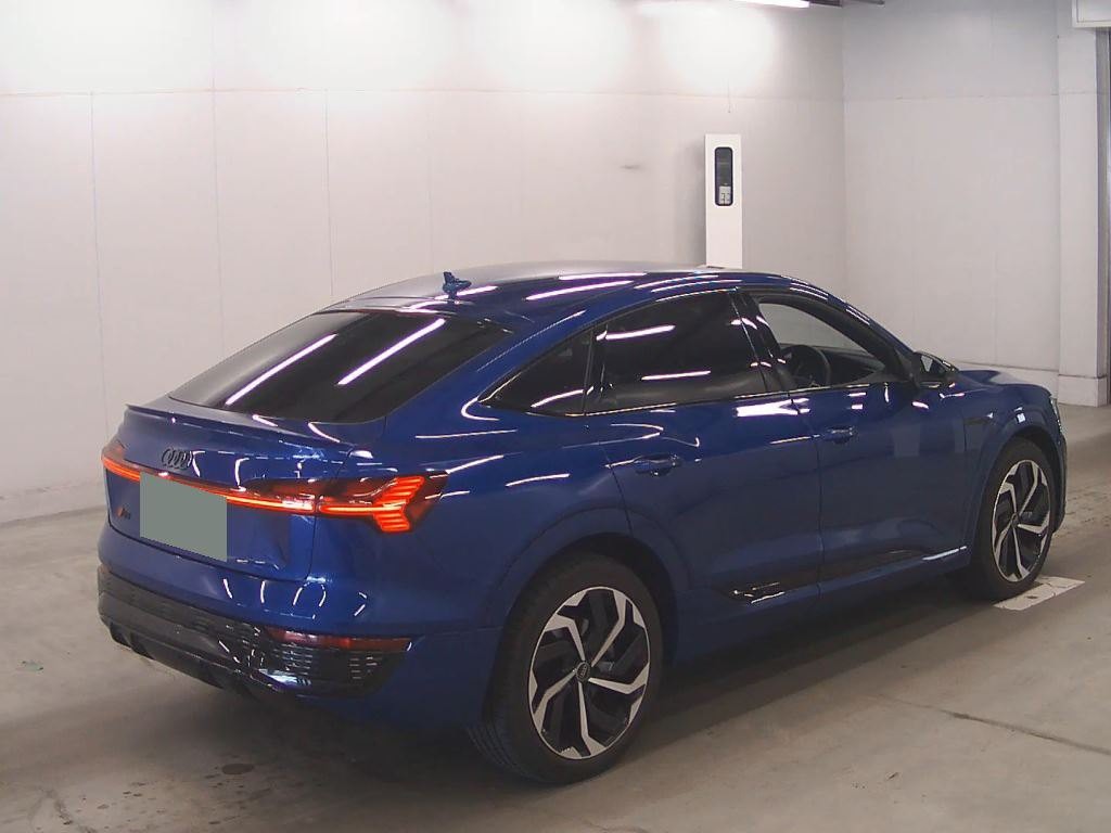 2024 Audi Q8