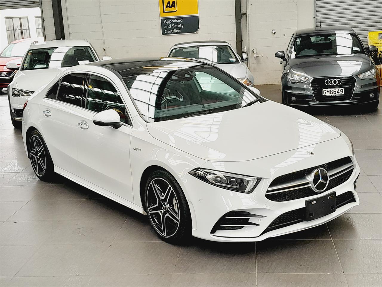 2020 Mercedes-Benz A 35