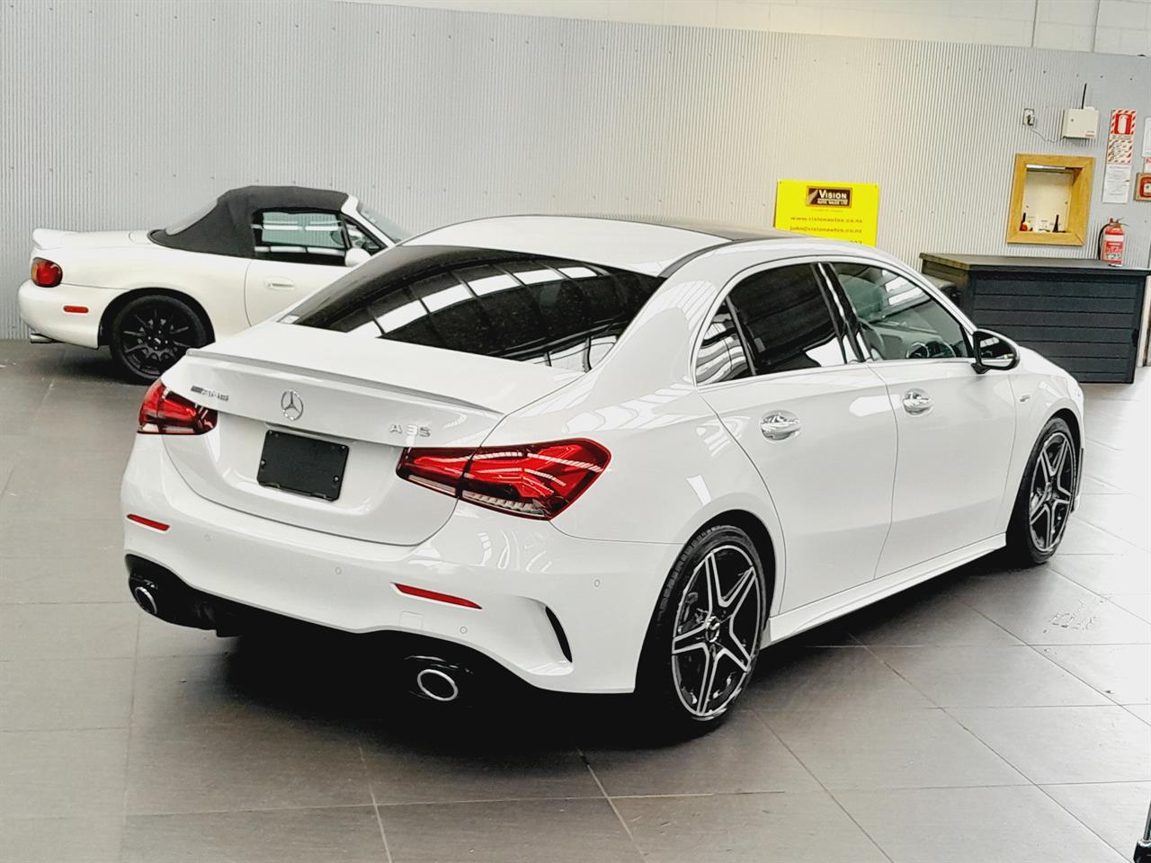 2020 Mercedes-Benz A 35