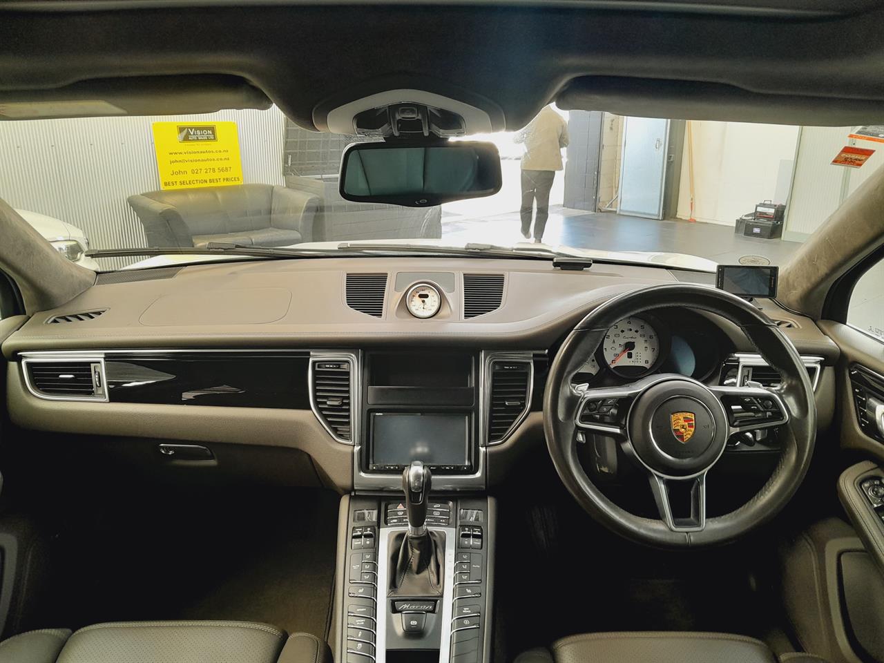 2015 Porsche Macan