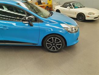 2016 Renault Clio - Thumbnail