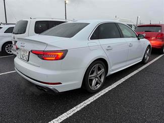 2017 Audi S4 - Thumbnail