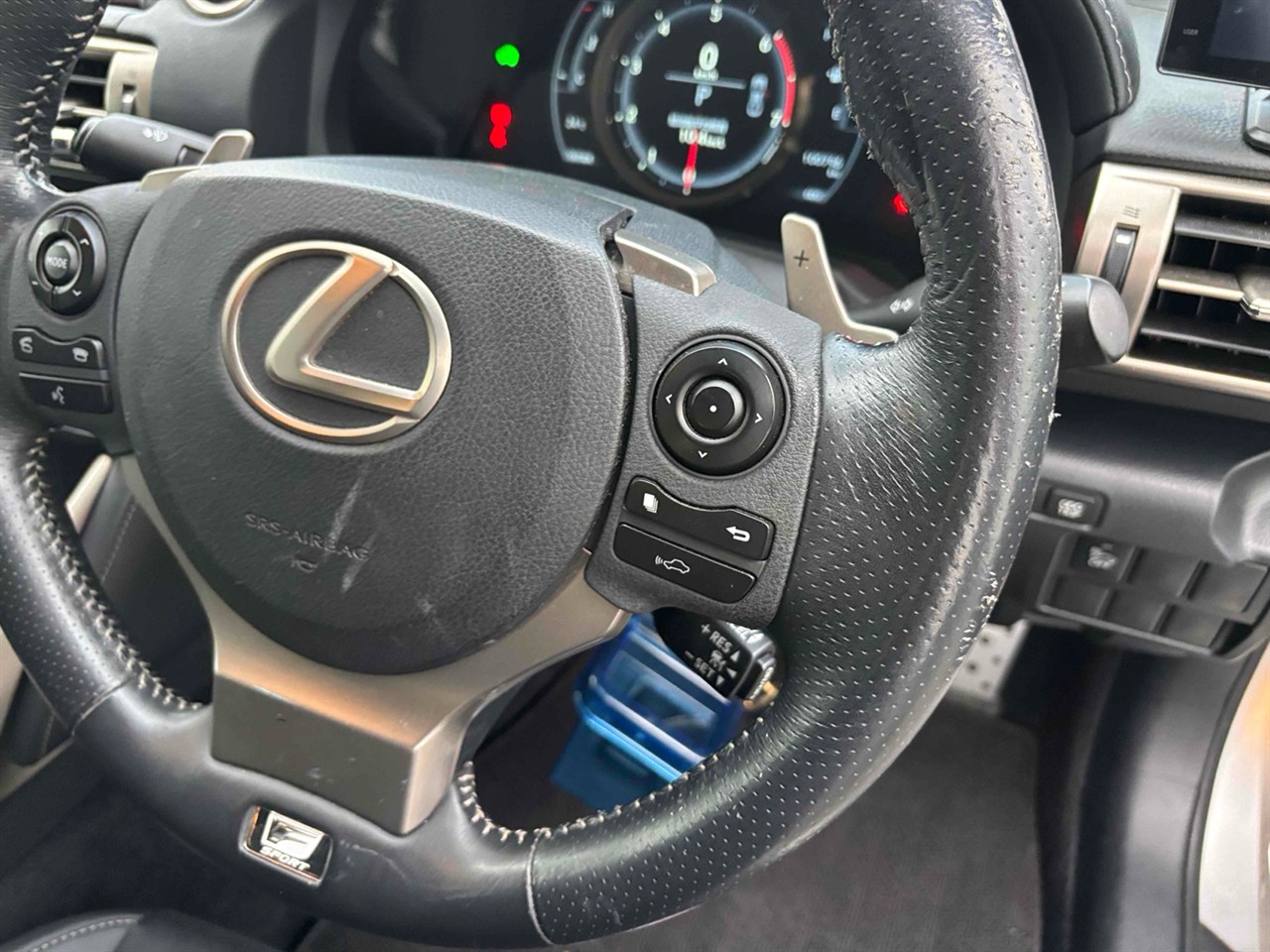 2014 Lexus IS 300h
