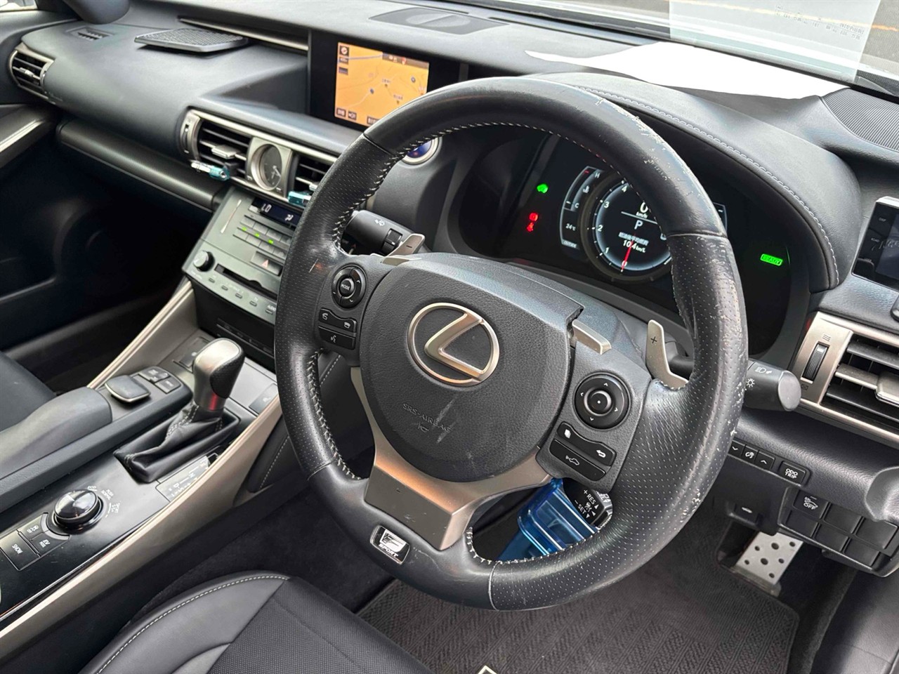 2014 Lexus IS 300h