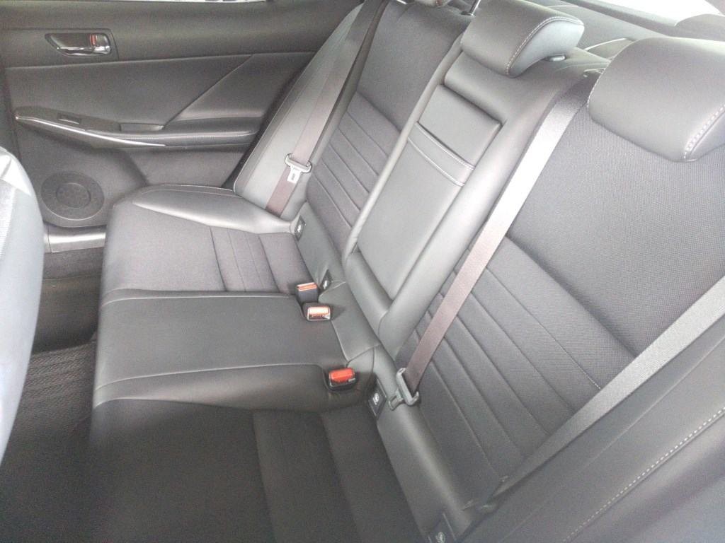2014 Lexus IS 300h