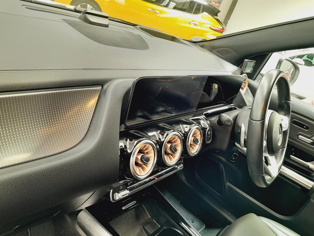 2021 Mercedes-Benz EQA