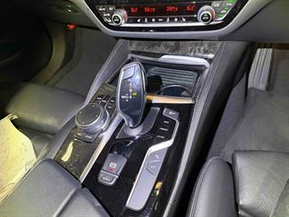2019 BMW 530i - Thumbnail