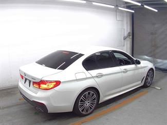 2019 BMW 530i - Thumbnail