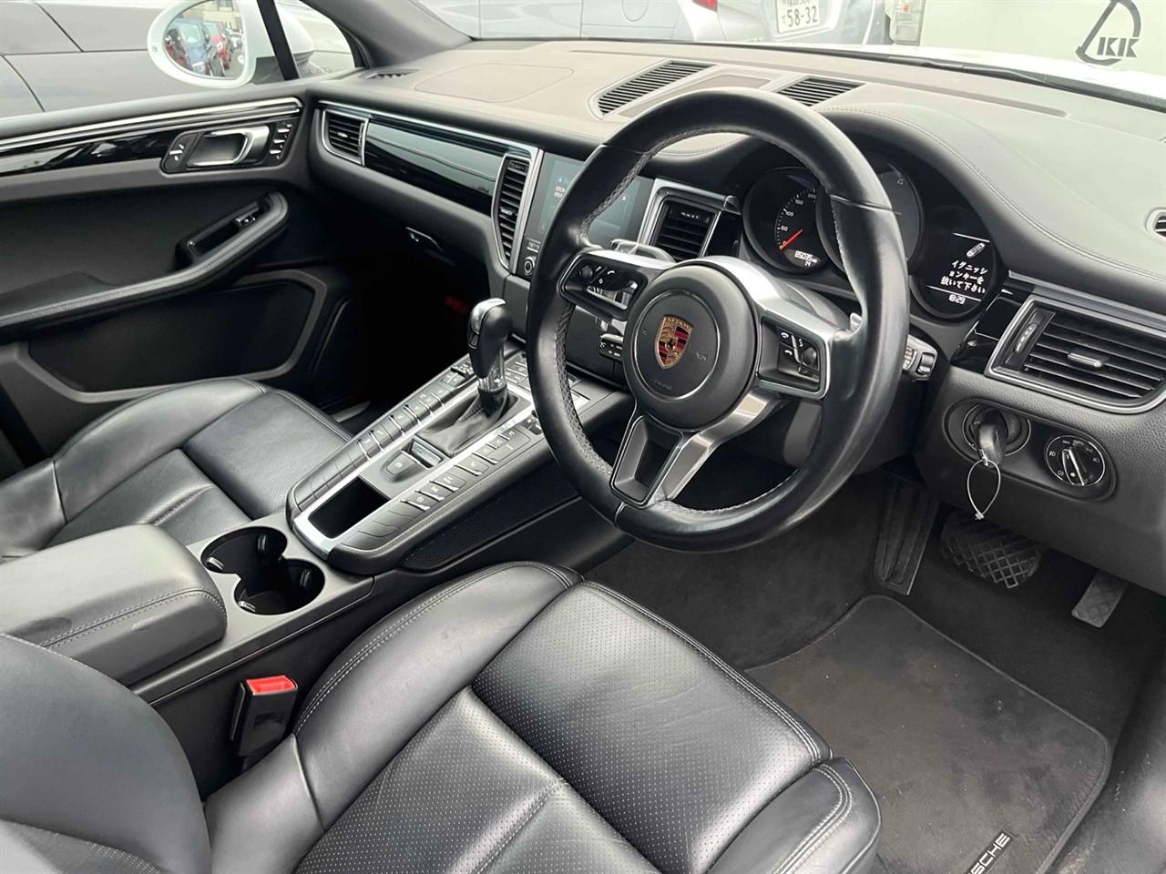 2017 Porsche Macan