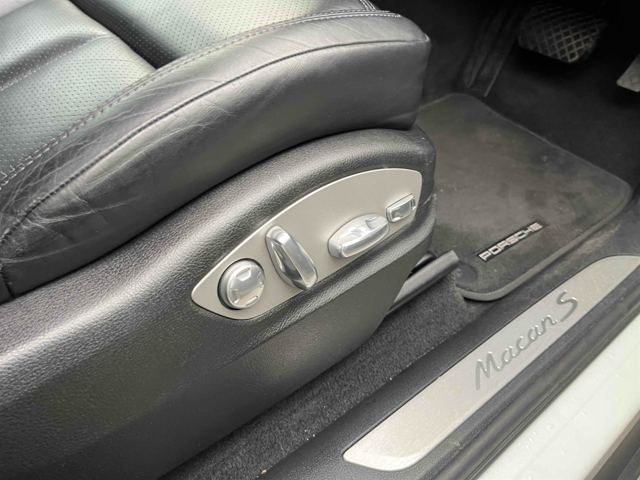 2017 Porsche Macan