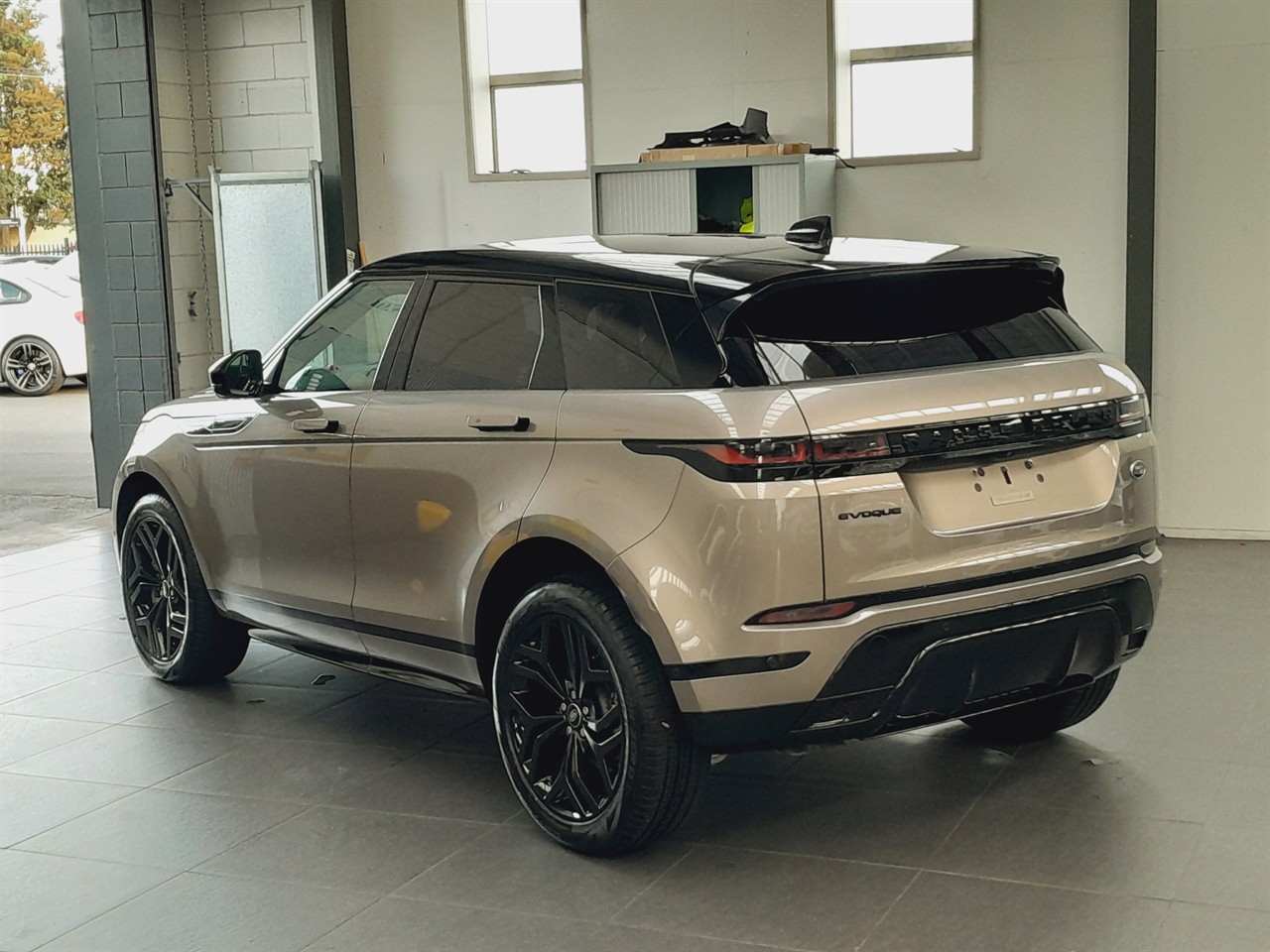 2023 Land Rover Range Rover Evoque