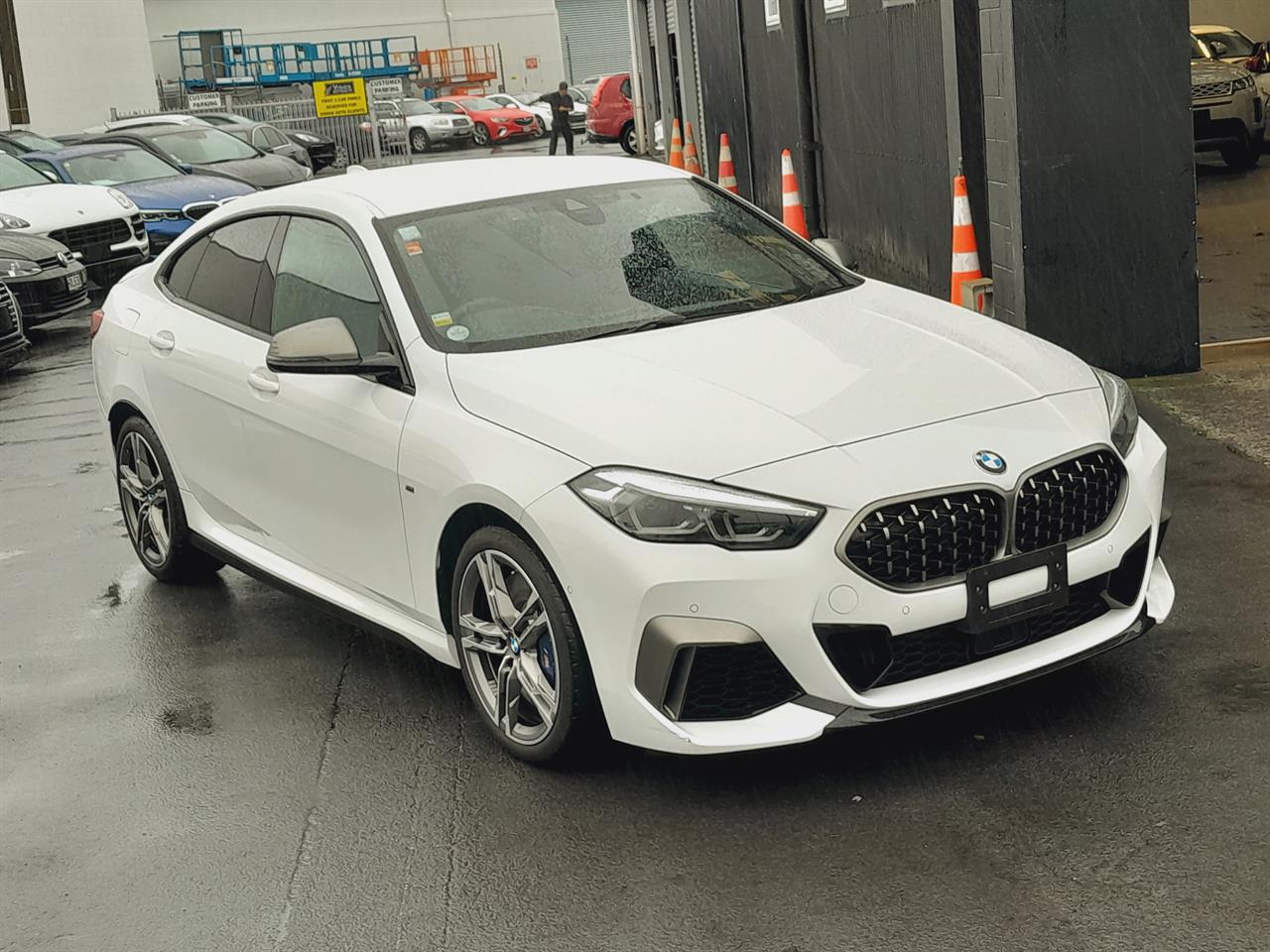 2023 BMW M235i