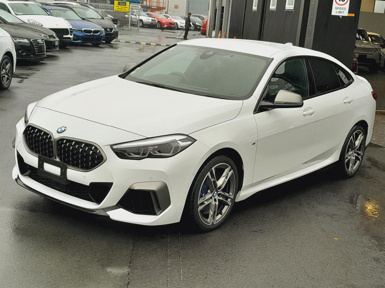 2023 BMW M235i