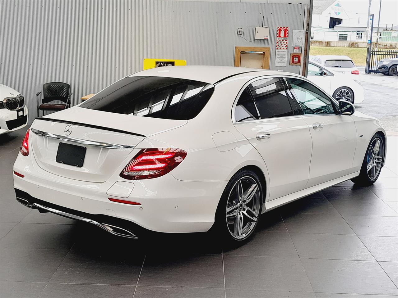 2017 Mercedes-Benz E 350 e