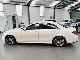 2017 Mercedes-Benz E 350 e - Thumbnail