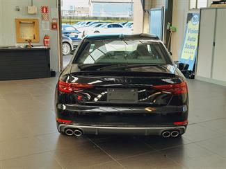 2018 Audi S4 - Thumbnail